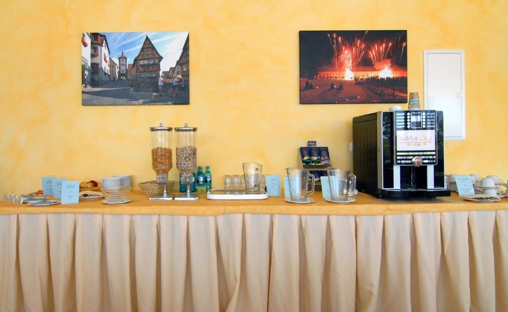 Hotel Frankenhoehe Aurach المظهر الخارجي الصورة