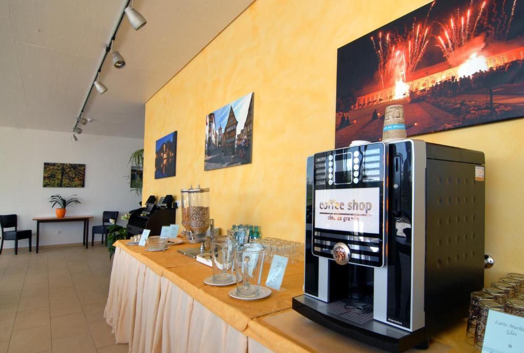 Hotel Frankenhoehe Aurach المظهر الخارجي الصورة